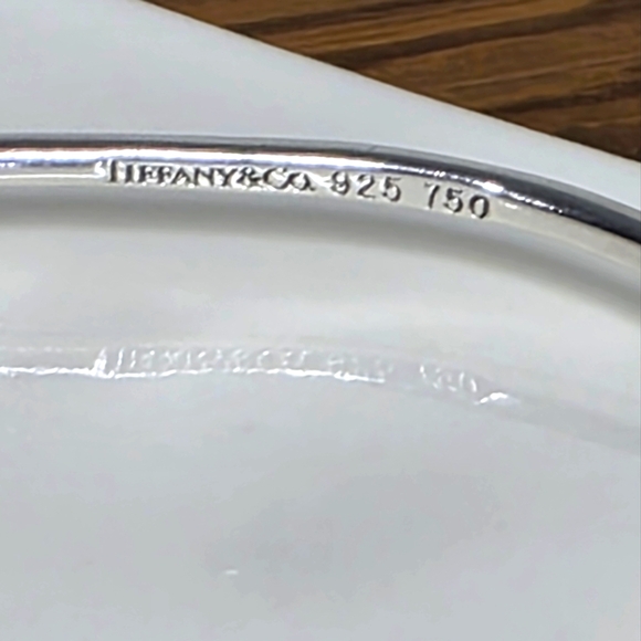 Tiffany Love Knot Bracelet - Picture 2 of 5